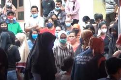 Video Warga Palopo Kecewa, Sudah Antre Lama Vaksin Malah Habis