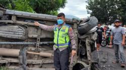 Sopir Avanza Terpental hingga Tewas dalam Kecelakaan Tunggal di Kota Bitung 