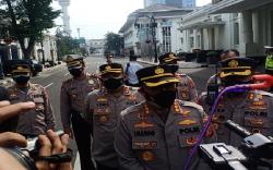 Ambulans dan Truk Sembako Boleh Masuk Bandung, Mobil Pribadi dari Luar Kota Diputar Balik<