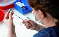 Pakar Penyakit Menular, Dokter Faheem Younus Ungkap Orang Berisiko Tinggi Terkena Covid-19   