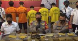 Video Modus Baru, Sabu Dimasukkan ke Dalam Sandal untuk Kelabuhi Petugas