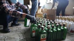 Pembuat Miras Impor Palsu Ditangkap Petugas Bea Cukai Surakarta 