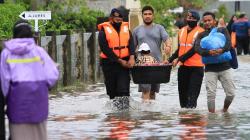 Diguyur Hujan Deras, Puluhan Rumah Desa Lampasie Engking Terendam Banjir