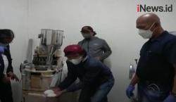 Video Polisi Gerebek Pabrik Obat Ilegal di Bandung Barat