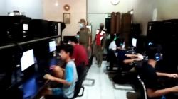 Asyik Main Game Online, Belasan Anak dan Remaja di KBB Terjaring Razia PPKM Darurat<