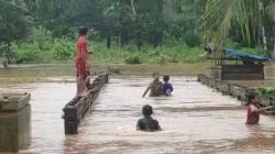 Hujan Lebat, Sejumlah Desa di Aceh Jaya Terisolasi akibat Banjir