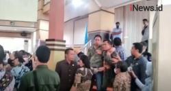 Video Rapat Dengar Pendapat di Gedung DPRD Bone Ricuh