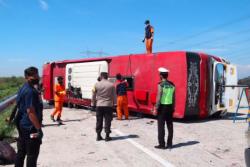 Kecelakaan Bus Sudiro Tungga Jaya di Tol Pemalang, 7 Orang Tewas