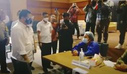 Video Wagub DKI Jakarta Tinjau Vaksinasi, Target 12.000 Orang Tervaksin dalam 5 Hari