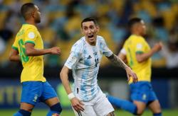 Babak 1 Argentina Vs Brasil: Di Maria Cetak Gol Cantik, Celana Neymar Robek