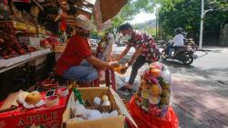 Penjualan Parsel Buah Secara Online Meningkat Selama PPKM Darurat