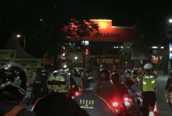 Video Perbatasan Kota Semarang dan Kabupaten Disekat, Lampu Dimatikan