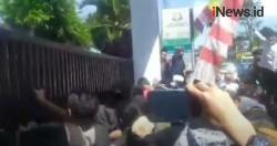 Video Demo Tuntut Pembebasan Rizieq Shihab di Tasikmalaya Ricuh<