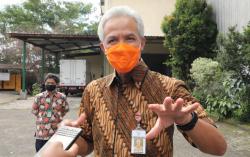  Beredar Poster Larang Unggah Berita Covid-19 di Banyumas Raya, Ganjar Bilang Begini