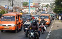 Tak Tunggu SK Bupati, Ongkos Angkot di KBB Naik 30 Persen, Ini Tarif Barunya<
