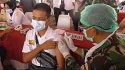 Kerja Sama dengan BIN, Pemprov Sumut Inisiasi Vaksinasi ke Pelajar