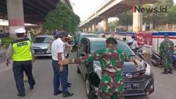 Video Jalan DI Panjaitan Jaktim Macet Panjang akibat Pemeriksaan STRP