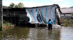 Datangi Keluarga Amir yang tinggal di Gubuk Reyot, Anggota DPRA Janjikan Hunian Layak<