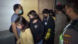 Video Pemilik Kafe Sembunyikan Pengunjung dalam Gudang saat Razia PPKM di Padang