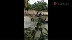 Video Jembatan Tiba-Tiba Ambruk di Labuhanbatu Utara, 4 Warga yang Melintas Terluka