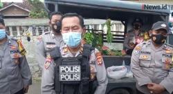Video Polisi Sulap Mobil Patroli Bagikan Sayur Mayur dan Sembako untuk Warga Isoman di Bandar Lampung