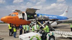 200 Tabung Oksigen dari Singapura Mendarat di Bandara Adi Soemarmo