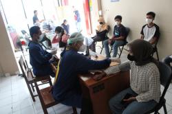 Polres Raja Ampat Bagikan Pulsa Data Gratis 15 GB, Partisipasi Vaksinasi Pelajar Tinggi