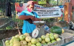 Curhat Pedagang saat PPKM Darurat: Penghasilan Cuma untuk Beli Beras Seliter