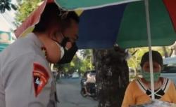 Video Kapolda NTB Irjen M Iqbal Tawar Rp300.000 Bakso seharga Rp10.000