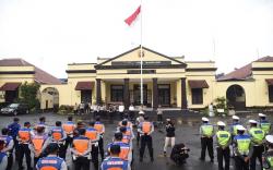 300 Petugas Gabungan Siap Bubarkan Takbir Keliling di Kota Bandung