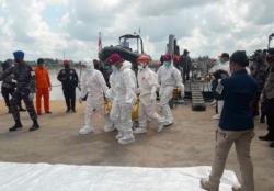 Tim SAR Evakuasi 7 Nelayan Korban Kapal Tenggelam di Kalbar, 2 di Antaranya Selamat