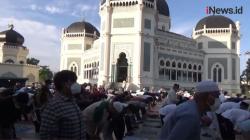 Video Ribuan Warga Medan Salat Idul Adha di Masjid Raya Al Mashun<