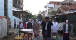 Video Warga Perumahan Graha Bukit Raya Salat Idul Adha di Depan Rumah