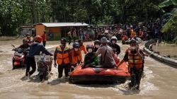 Cilacap Diterjang Hujan Deras, 3 Titik Jalan Nasional Banjir hingga 1 Meter