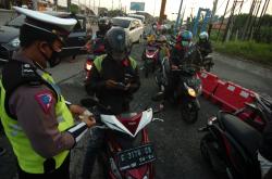 Pemerintah Akan Evaluasi PPKM, Guru Besar FKUI Berikan Lima Catatan