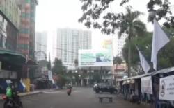 Video PKL di Bandung Kibarkan Bendera Putih akibat Pandemi Berkepanjangan<