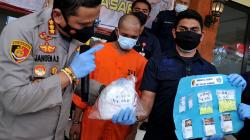 Kurir 1 Kg Sabu dan 230 Butir Ekstasi Ditangkap Satresnarkoba Polresta Denpasar