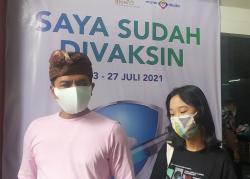 Kunjungi Sentra Vaksinasi MNC Peduli, Ketua KPI Ajak Putrinya  Vaksinasi Covid-19