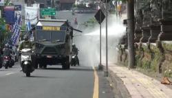 Udara di Ubud Dibersihkan dengan Penyemprotan Eco Enzyme