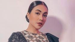 Putrinya Berjuang Melawan Kanker Darah, Denada: Akhir Pekan Harus Bolak-Balik Emergency