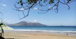 Mengenal Keindahan Pantai Mustika Banyuwangi, Saingan Berat Pulau Merah