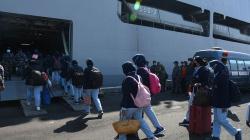 Serbuan Vaksinasi, TNI AL Kirim Kapal Perang ke Pulau Bawean 