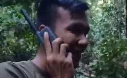 Kisah Anggota Brimob Azankan Anaknya yang Baru Lahir Lewat Telepon saat Memburu MIT di Tengah Hutan Sulawesi