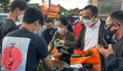 Borong Nasi Jinggo, Wali Kota Denpasar Bantu Pedagang Kecil Terdampak PPKM