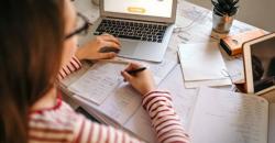 Trik agar Anak Nyaman dan Tidak Bosan selama Belajar Online di Masa Pandemi