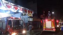 Gudang Etalase Milik Rumah Makan Cepat Saji di Kebon Kopi Cimahi Terbakar