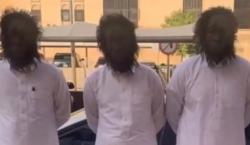 Niat Nge-prank Orang, 4 Pria Bertopeng Gorila Ini Malah Ditangkap Polisi