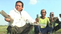 Mencangkul Sawah, Petani di Grobogan Temukan Bagian Gamelan Diduga Benda Kuno 