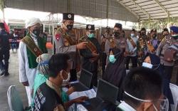 Alumni Akpol 91 Gelar Vaksinasi Santri, Kapolda NTB: Kami Ingin Dapat Berkah<