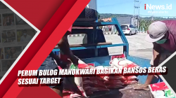 Video Perum Bulog Manokwari Bagikan Bansos Beras Sesuai Target